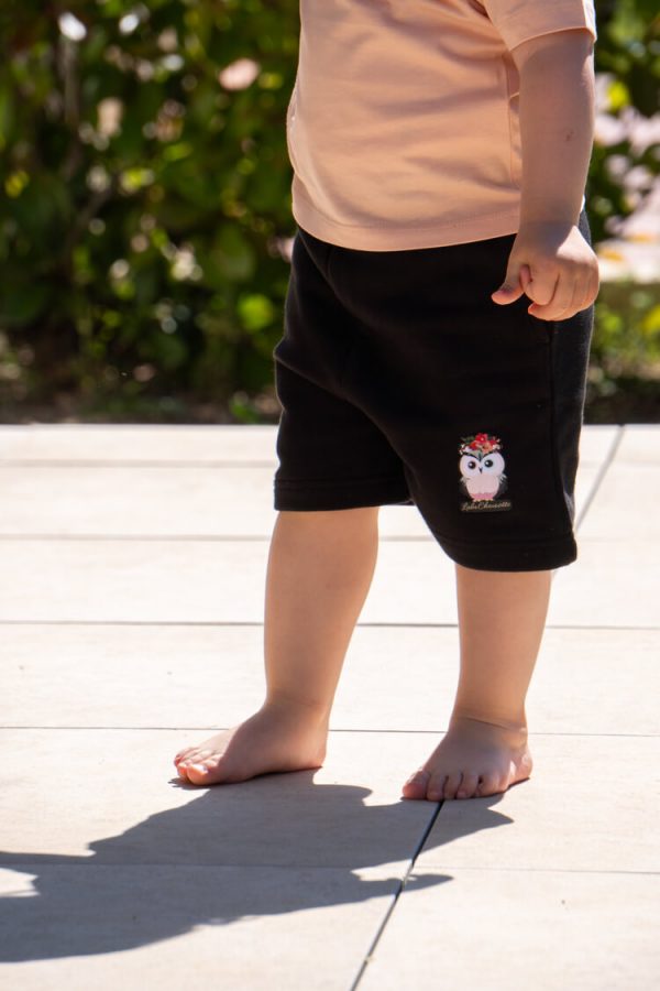 Short pour enfant fille marque Luluchouette modèle Fleur couleur noir